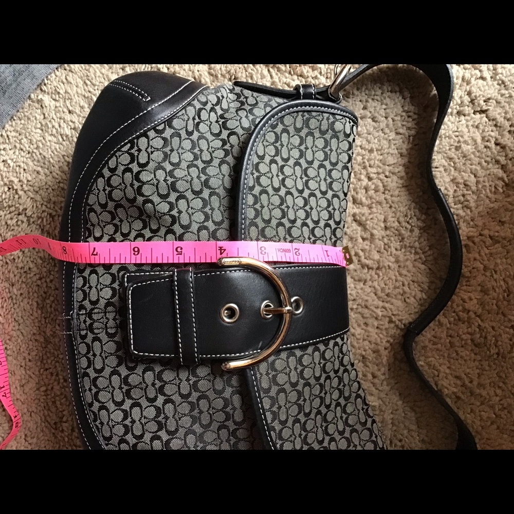 Coach Signature shoulder bag - Picture 5 of 6